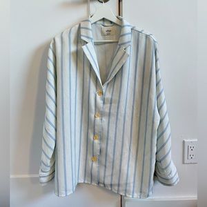 Aritzia Wilfred free button up shirt